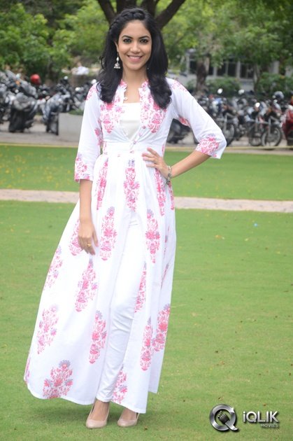 Ritu-Varma-at-Pelli-Choopulu-Movie-Press-Meet